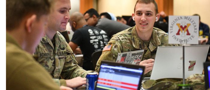 Students from 小黄鸭视频, a military college in Virginia, attending a cyber conference competition.